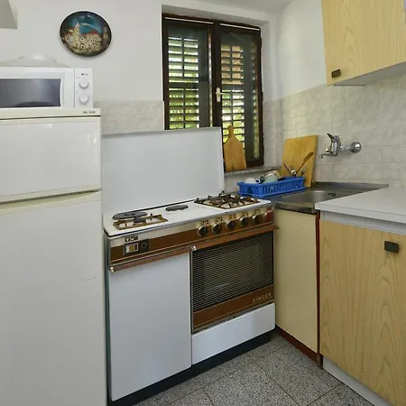 Apartment Villa Funtana Funtana